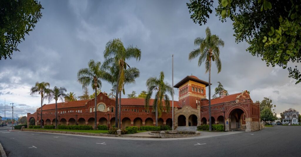 Redlands, CA skyline